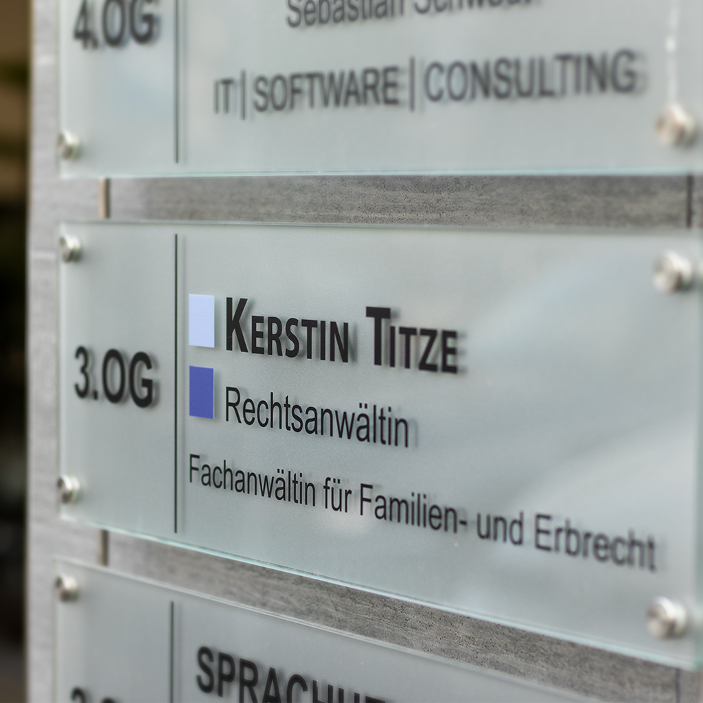 Eingang zur Kanzlei Titze